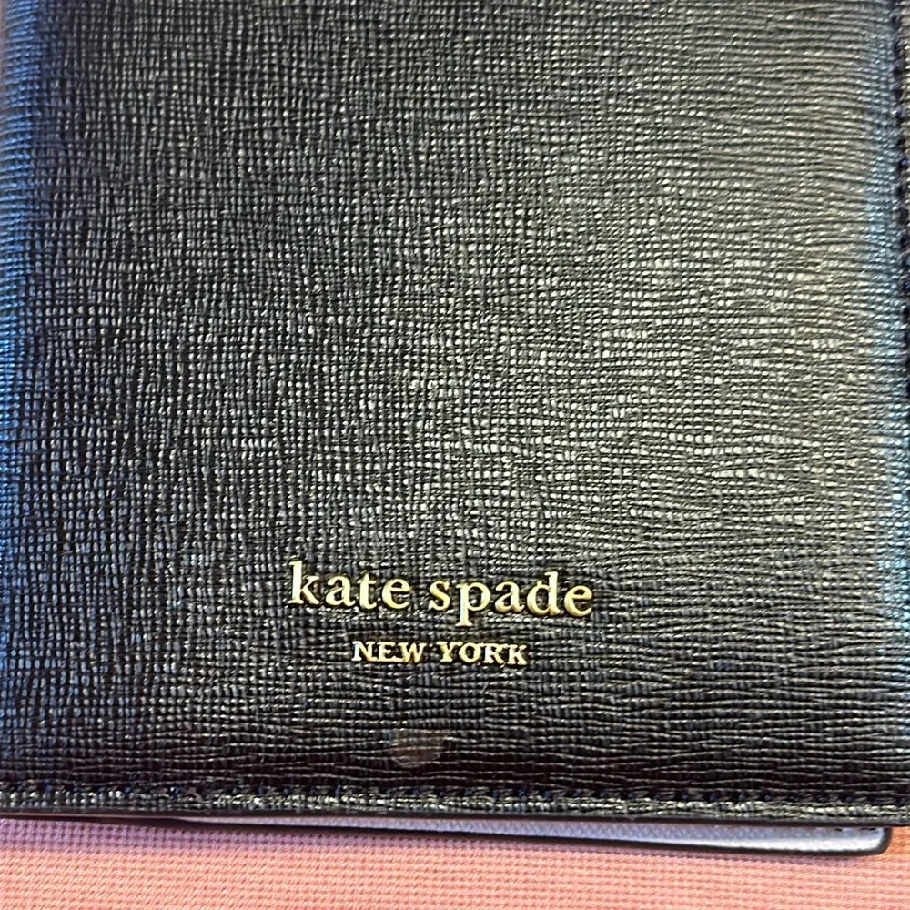 New KATE SPADE Leather Passport Holder. Metal Gold Logo. Black/Pink Interior.